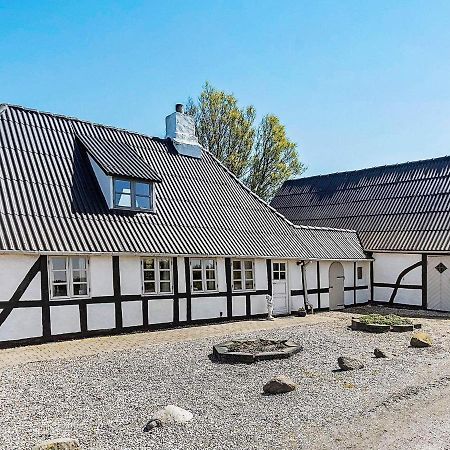 4 Person Holiday Home In Tranek R Tranekær Eksteriør bilde