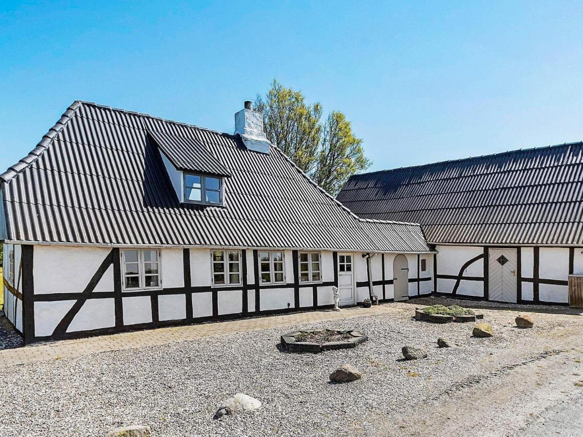 4 Person Holiday Home In Tranek R Tranekær Eksteriør bilde